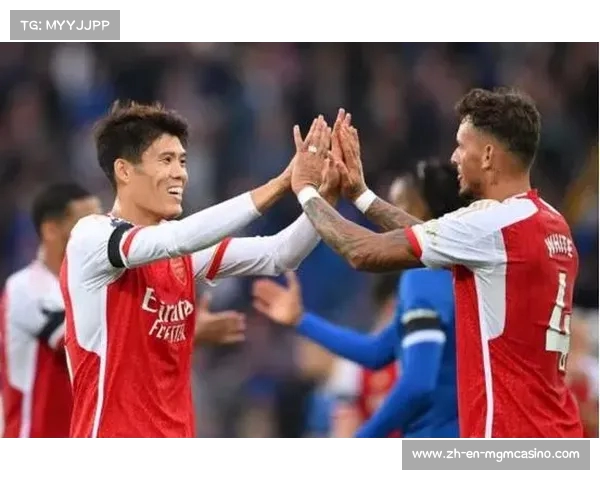 富安健洋个人生涯与竞技水平深度解析与展望 富安健洋个人生涯与竞技水平深度解析与展望